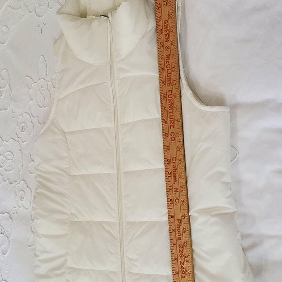 CALIA by Carrie Underwood L Quilted Vest White Puffer Sleeveless Full Zip Lined - Picture 11 of 12